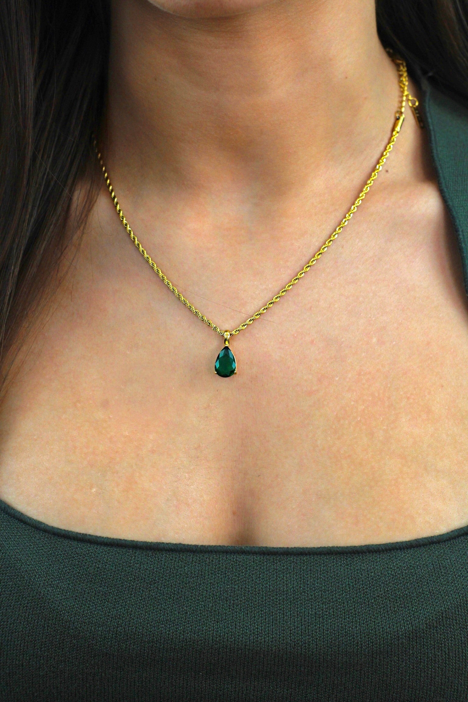 COLLAR LIRIO